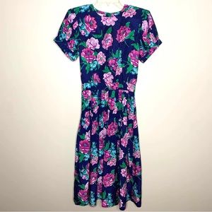 < Vintage Maggie Boutique Floral Dress >